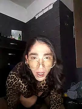 Snapshot of monicaindia chatting on 07/23/26, 01:41 monicaindia online show from 07/23/26, 01:41