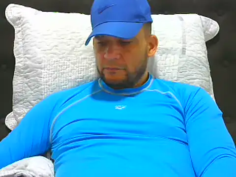 Snapshot of altenori chatting on 07/03/26, 02:56 altenori online show from 07/03/26, 02:56