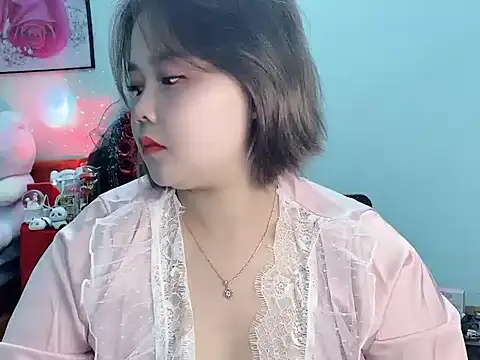Snapshot of Nhanlu009 chatting on 05/23/26, 12:42 Nhanlu009 online show from 05/23/26, 12:42