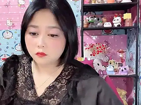Snapshot of Nhanlu009 chatting on 06/17/26, 01:12 Nhanlu009 online show from 06/17/26, 01:12