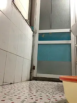tieuvy6 online show from 04/23/26, 02:30