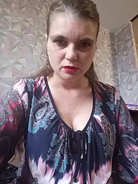 Snapshot of -MilfAnn- chatting on 05/21/26, 10:11 -MilfAnn- online show from 05/21/26, 10:11