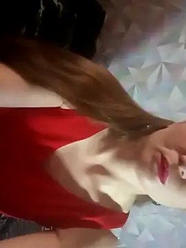 Snapshot of -MilfAnn- chatting on 06/14/26, 03:47 -MilfAnn- online show from 06/14/26, 03:47