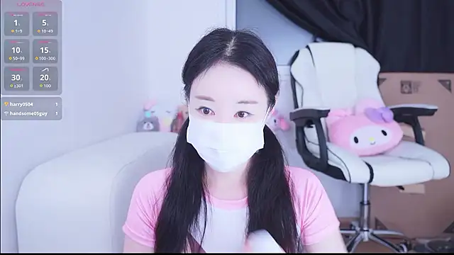 sexyjoy95 online show from 04/13/26, 10:43