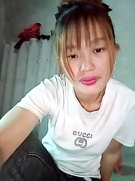 Snapshot of gogo-min chatting on 05/12/26, 01:14 gogo-min online show from 05/12/26, 01:14