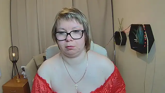 Snapshot of BonnnyBoobsy chatting on 05/03/26, 06:08 BonnnyBoobsy online show from 05/03/26, 06:08