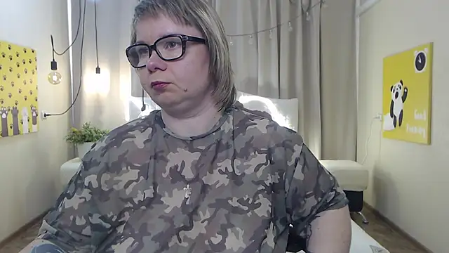 Snapshot of BonnnyBoobsy chatting on 05/04/26, 11:50 BonnnyBoobsy online show from 05/04/26, 11:50