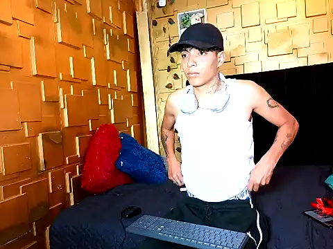 Ken20261 online show from 03/19/26, 02:21