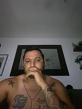 Snapshot of HOTB0Y18 chatting on 03/30/26, 09:10 HOTB0Y18 online show from 03/30/26, 09:10