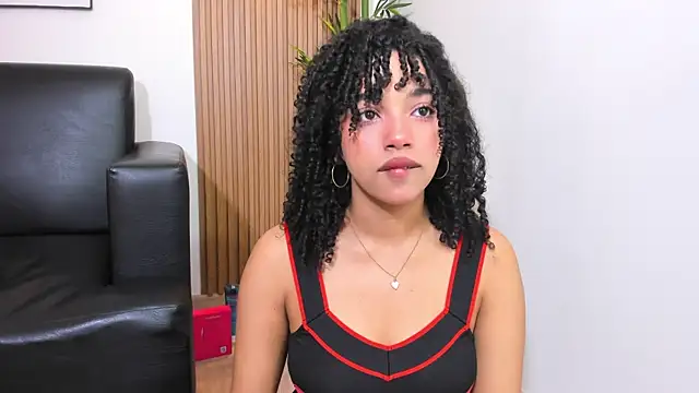 Snapshot of JazmyXXX chatting on 05/18/26, 07:41 JazmyXXX online show from 05/18/26, 07:41