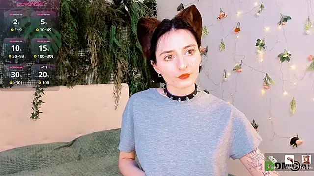 Kira  Cutie online show from 05/24/26, 08:58