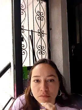 Snapshot of SabrinaVantress chatting on 05/12/26, 07:22 SabrinaVantress online show from 05/12/26, 07:22