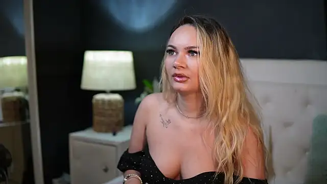 DaliaParis online show from 07/19/26, 11:41