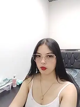 veleria allurin online show from 06/18/26, 07:51