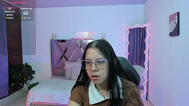 Cristy tay online show from 04/23/26, 11:42