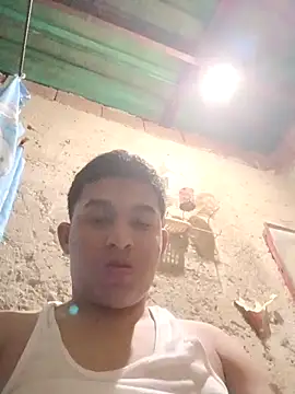 alee28728 online show from 03/23/26, 06:06