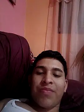 alee28728 online show from 03/31/26, 07:31