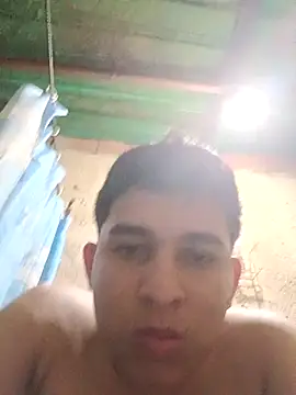 alee28728 online show from 04/19/26, 11:51