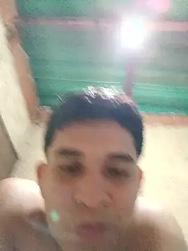 alee28728 online show from 04/22/26, 07:00