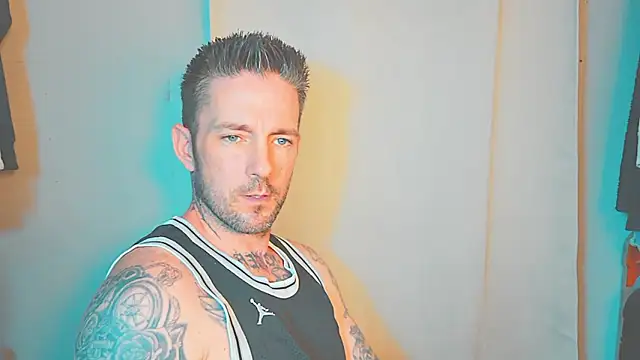 SkylarrGrey online show from 05/14/26, 03:57