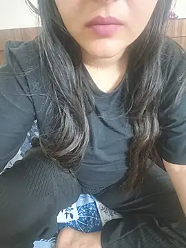 neelam rawat online show from 07/06/26, 06:21