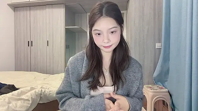 Snapshot of Roo_Se chatting on 03/21/26, 10:53 Roo Se online show from 03/21/26, 10:53