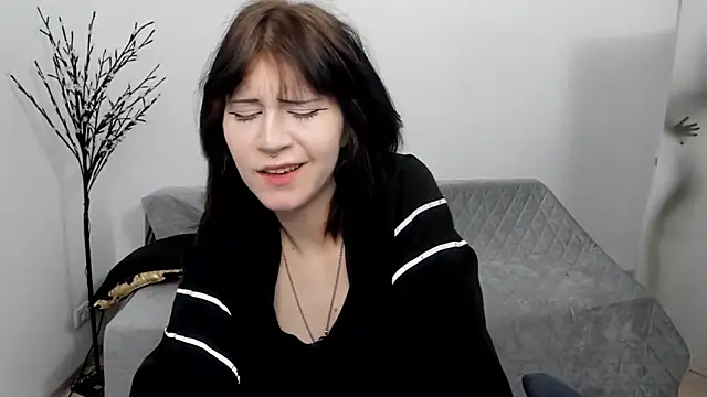 Snapshot of Frau_Emma chatting on 04/11/26, 05:12 Frau Emma online show from 04/11/26, 05:12