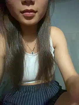 Emmi cute9x online show from 07/06/26, 11:40
