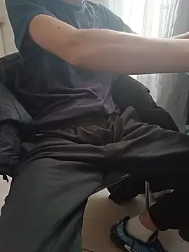 Skinboy06 online show from 04/17/26, 03:15