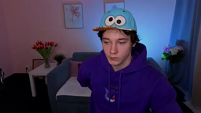 Snapshot of KevinStrike chatting on 03/25/26, 02:34 KevinStrike online show from 03/25/26, 02:34