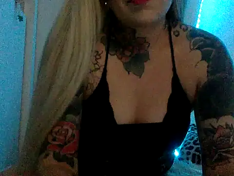 Cherrybabyxxx online show from 04/17/26, 11:02