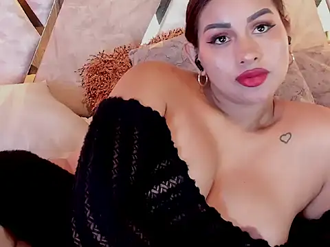 Snapshot of Mrs_Daniels chatting on 05/15/26, 10:50 Mrs Daniels online show from 05/15/26, 10:50