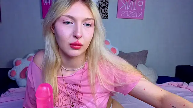 BlondieSummer online show from 05/07/26, 04:34