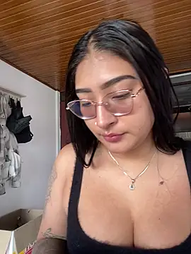 Snapshot of ami_santos chatting on 03/31/26, 02:50 ami santos online show from 03/31/26, 02:50