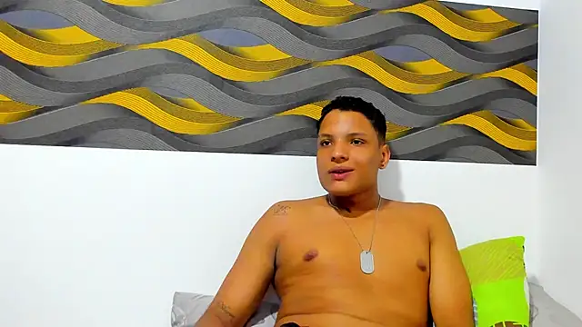 Iker Villanueva online show from 03/24/26, 12:43