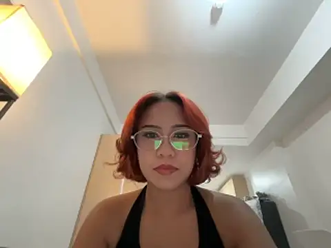 Snapshot of misscutee chatting on 06/01/26, 01:02 misscutee online show from 06/01/26, 01:02