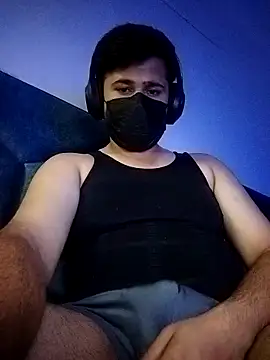 Snapshot of Small_dick_069 chatting on 04/30/26, 08:57 Small dick 069 online show from 04/30/26, 08:57