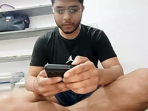 boyyzxz online show from 03/19/26, 07:51