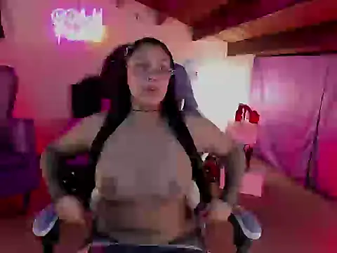 CristalZafiro online show from 05/02/26, 01:05