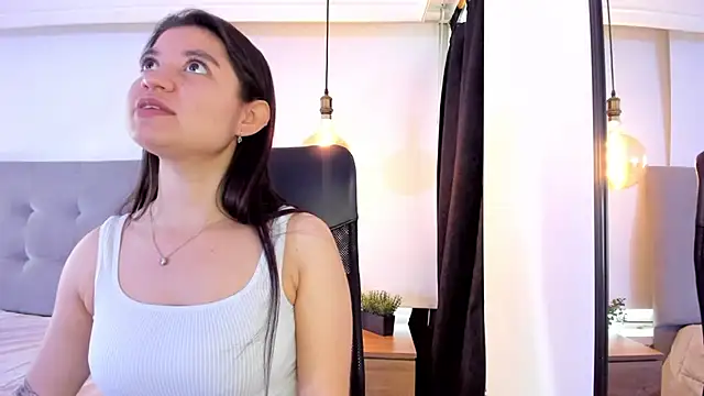 LindaCatalina  online show from 03/25/26, 12:44