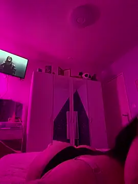 likiaaaaa online show from 04/02/26, 08:17