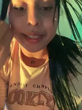 Snapshot of Thati_14 chatting on 03/21/26, 08:19 Thati 14 online show from 03/21/26, 08:19