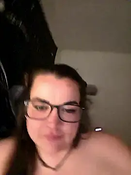 Snapshot of MelBar3 chatting on 03/22/26, 04:38 MelBar3 online show from 03/22/26, 04:38