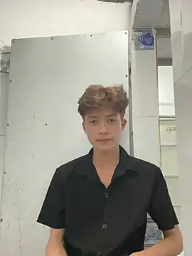 Nguyencuong1999 online show from 05/07/26, 04:12