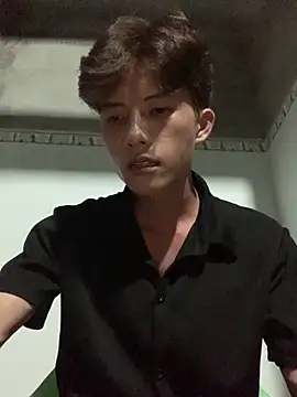 Nguyencuong1999 online show from 05/13/26, 01:52
