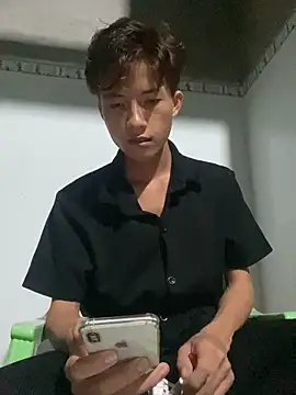 Nguyencuong1999 online show from 05/14/26, 01:07
