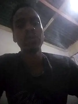 Snapshot of Stm15 chatting on 04/16/26, 03:57 Stm15 online show from 04/16/26, 03:57
