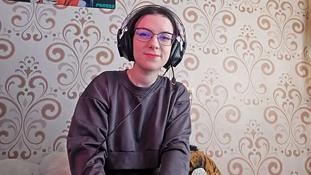 IsaSantella online show from 03/24/26, 09:03