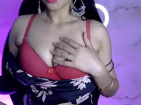 Anaya singh online show from 04/17/26, 07:28