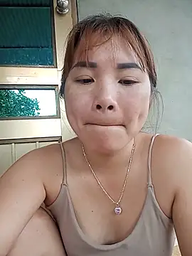 Snapshot of -Bangi- chatting on 05/17/26, 03:04 -Bangi- online show from 05/17/26, 03:04